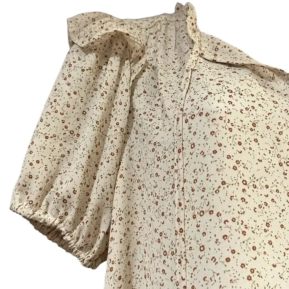 MINE Size Small Cream and Brown Blouse - Lightly Used - Gorgeous! - Picture 4 of 5